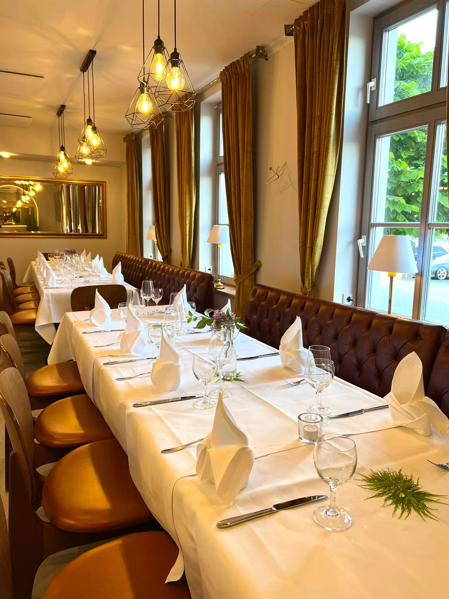 Galerie Restaurant - Hotel Restaurant Zur Kaiserpfalz